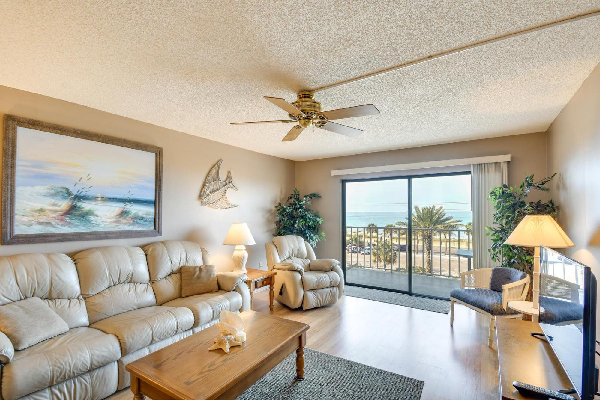 Coastal Condo With Balcony Walk To Madeira Beach! Сант Пит Бич Экстерьер фото