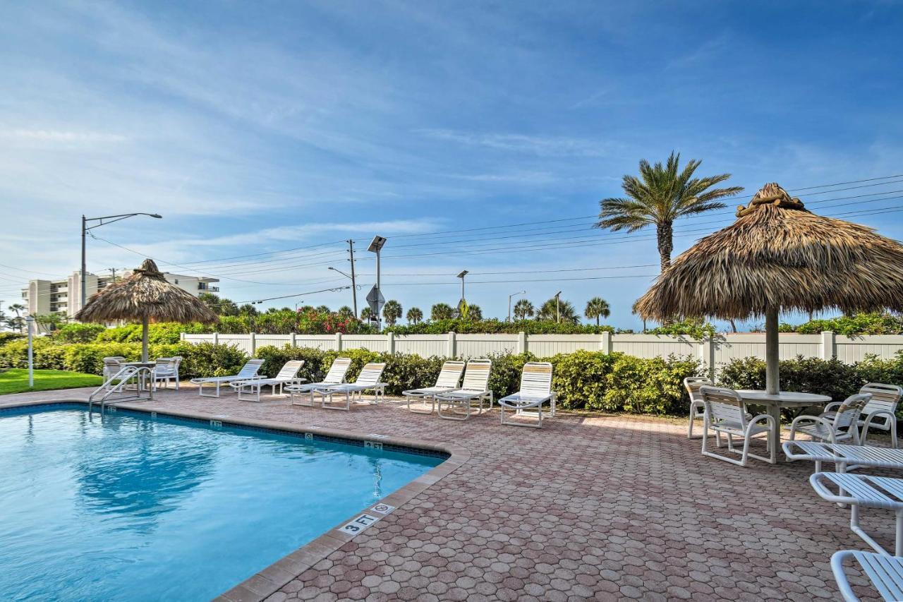 Coastal Condo With Balcony Walk To Madeira Beach! Сант Пит Бич Экстерьер фото
