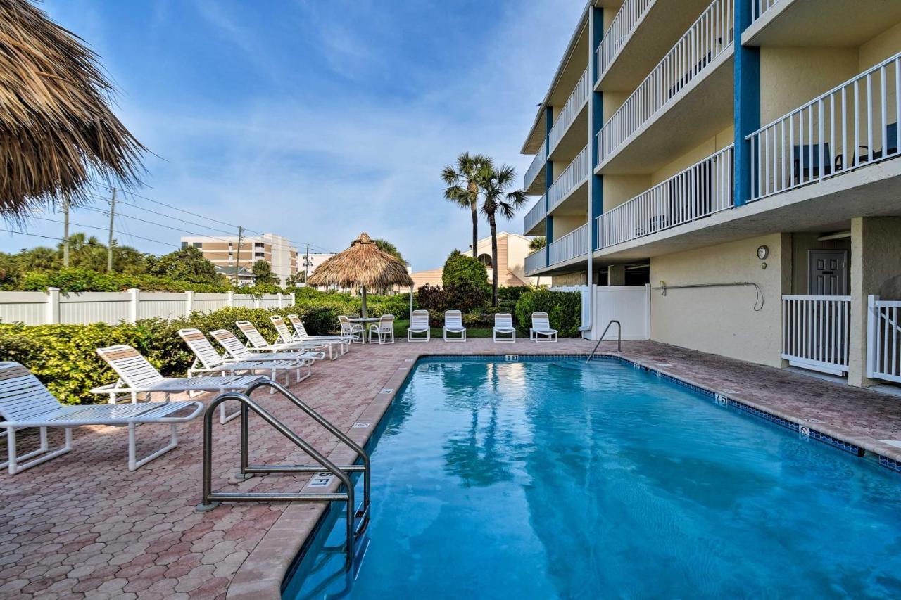 Coastal Condo With Balcony Walk To Madeira Beach! Сант Пит Бич Экстерьер фото
